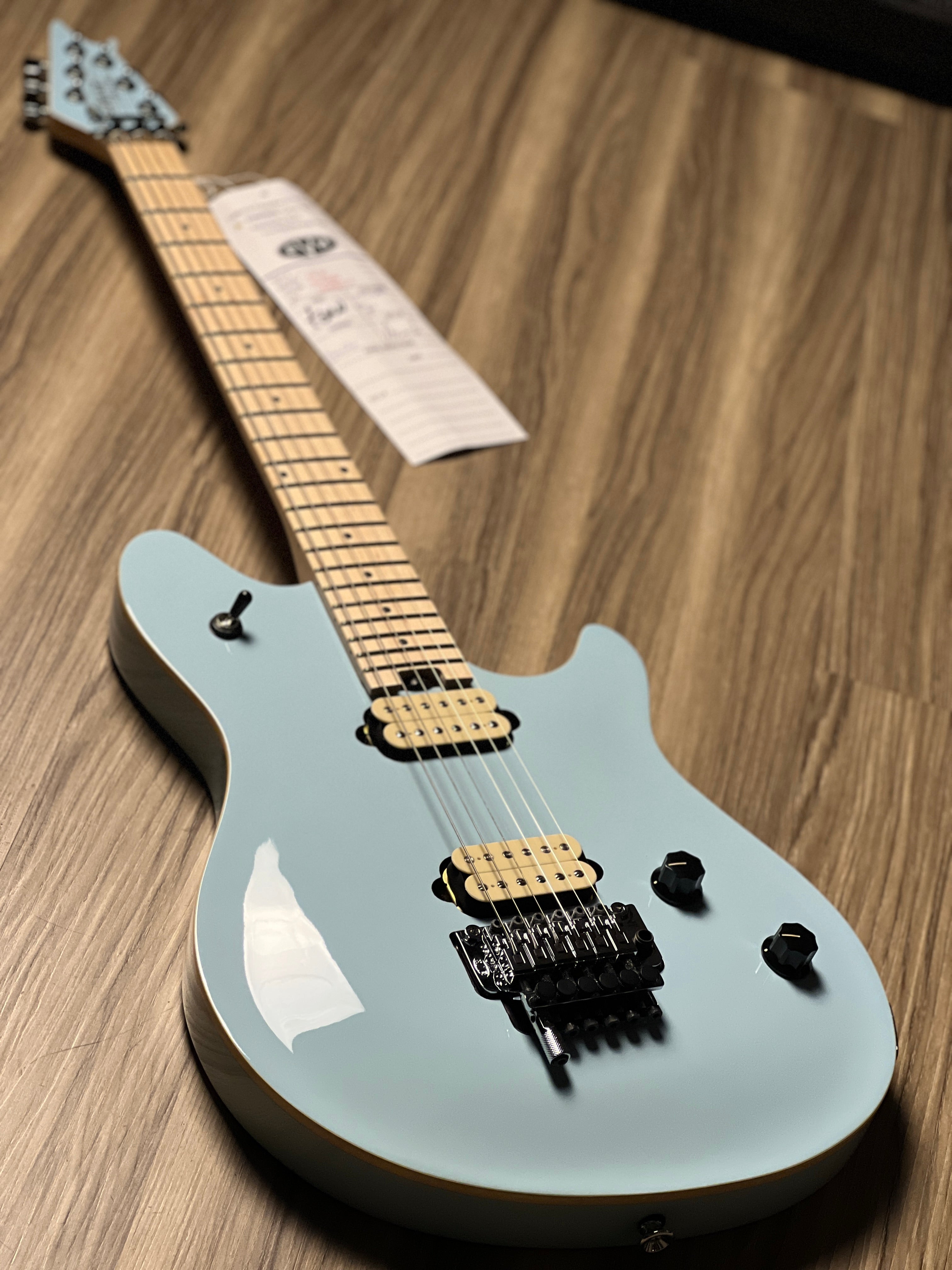 ギター EVH wolfgang Special maple Wolfgang® :: Wolfgang® Special QM, Baked Maple Fingerboard