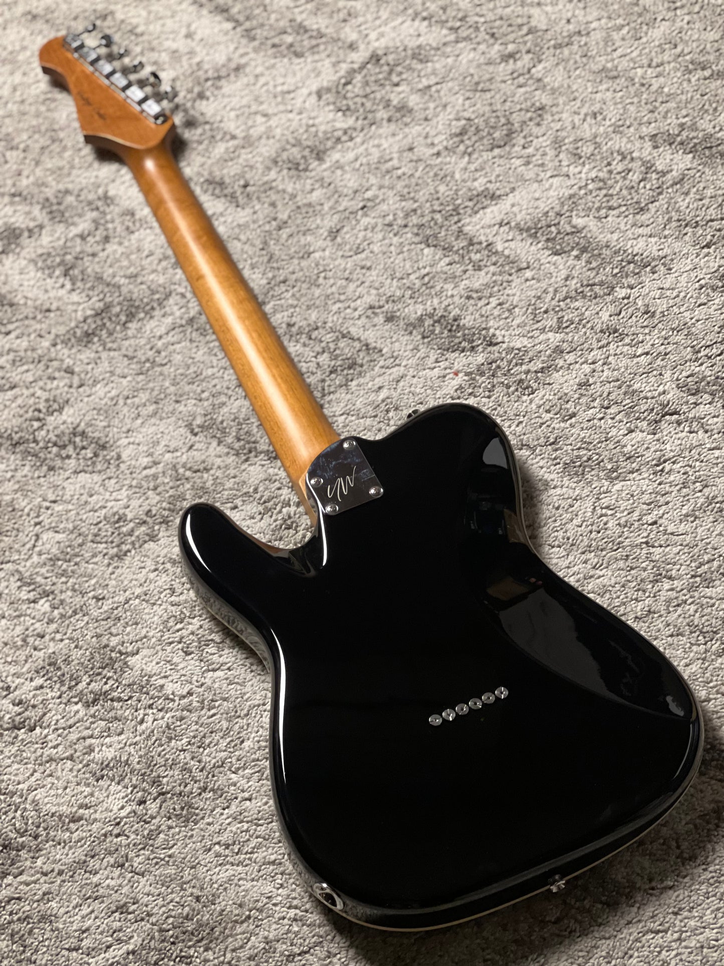 UW GuitarWorks Vintage Custom in Black