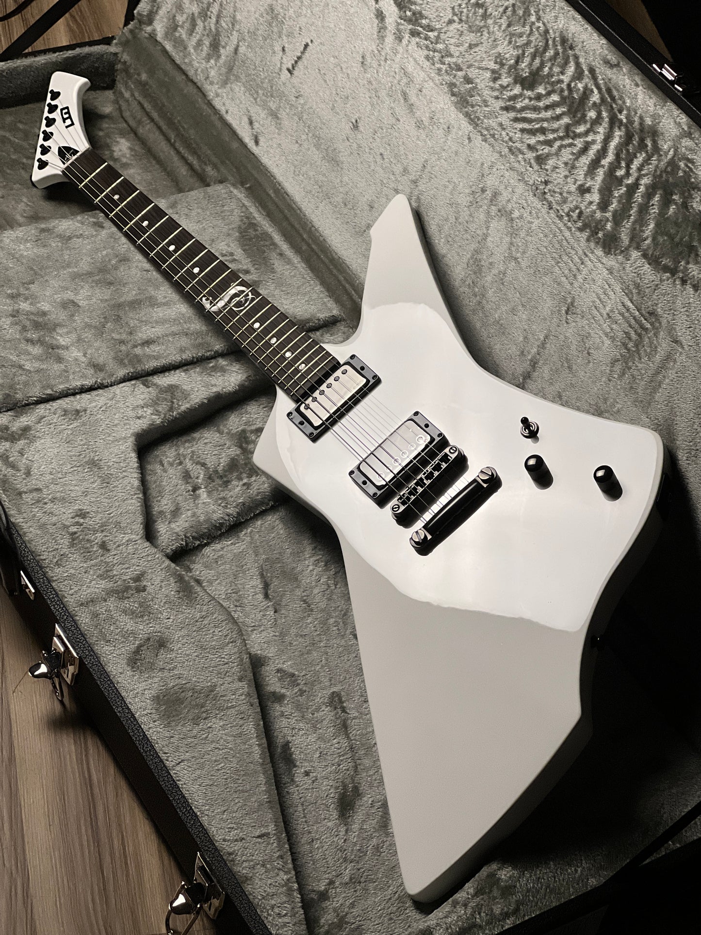 ESP LTD James Hetfield Signature Snakebyte in Snow White