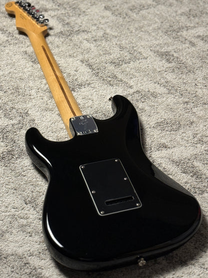 Fender Limited Edition Player Stratocaster HSS with Maple FB in Black