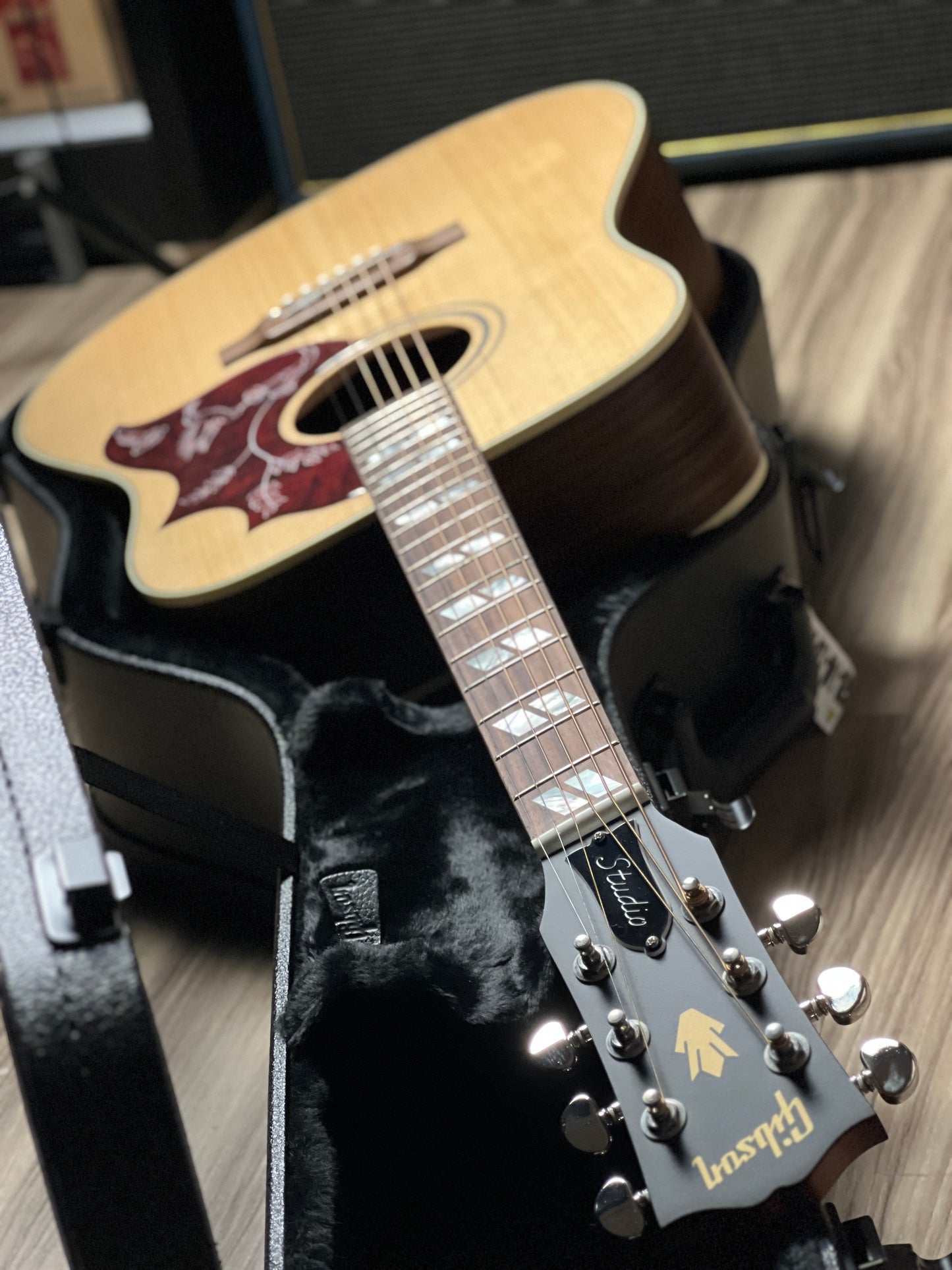 Gibson Hummingbird Studio Rosewood in Natural w/Case 20505115