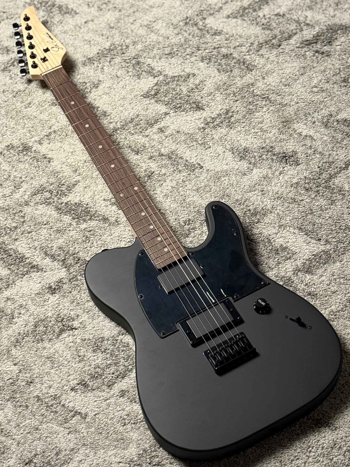 SLX Raven Modern Essentials 22 with Rosewood FB in in Satin Black