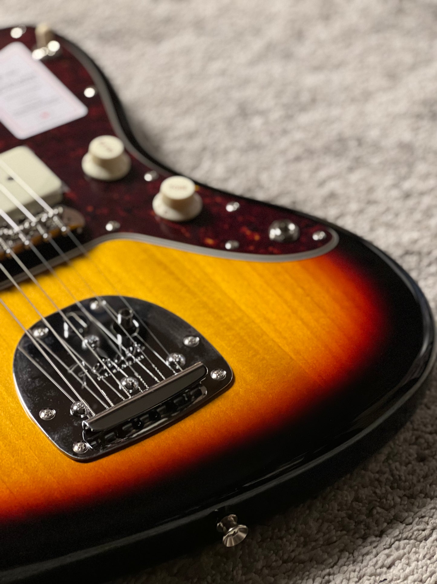 Fender Japan Traditional 60s Jazzmaster with RW FB in 3-Color Sunburst JD25030466
