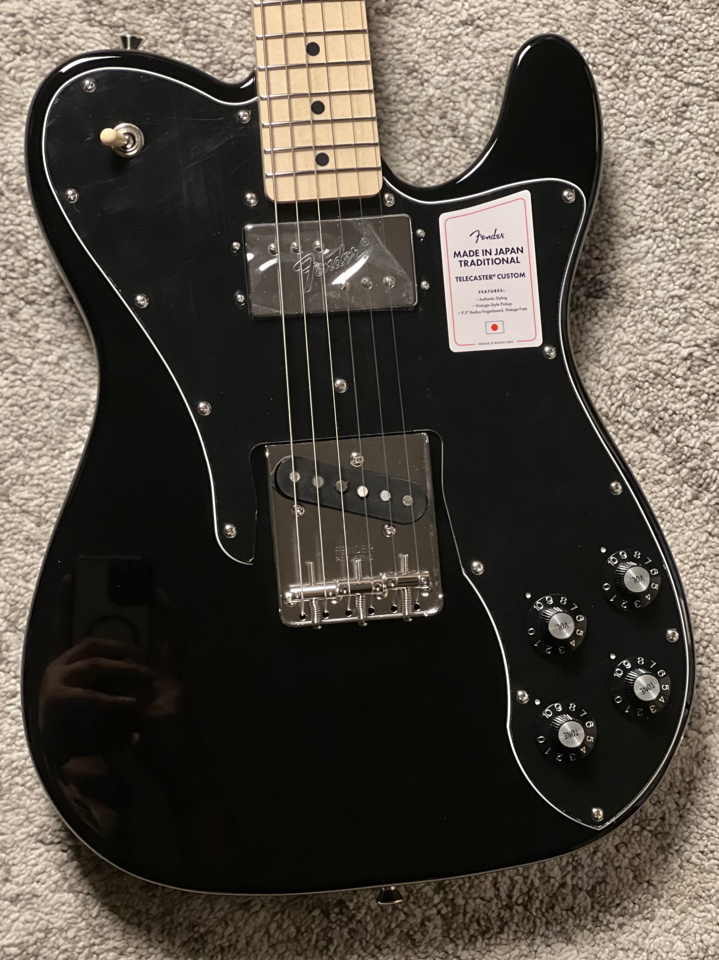 Fender Japan Traditional II 70s Telecaster Custom with Maple FB in Black JD25034223