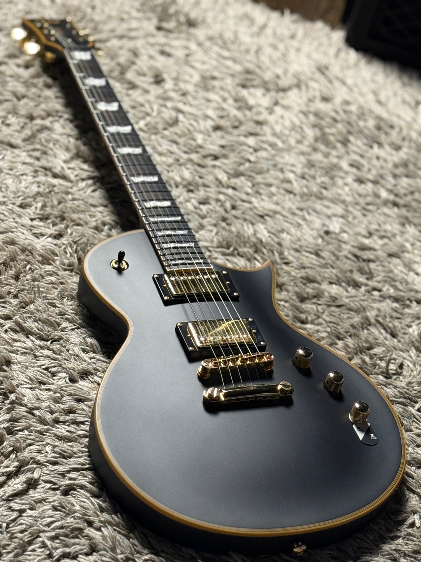ESP LTD EC-1000 with Seymour Duncan in Vintage Black W24080611