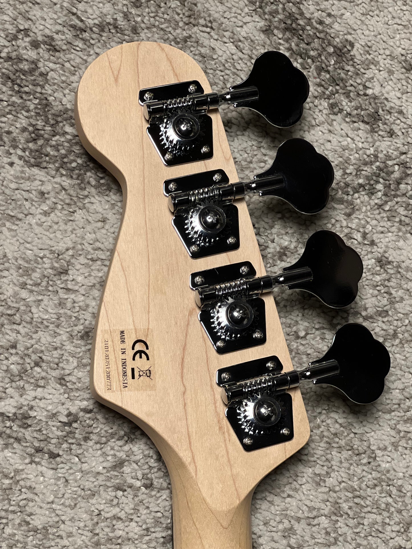 SLX Sparrow 70s Special Essentials with Maple FB in Black