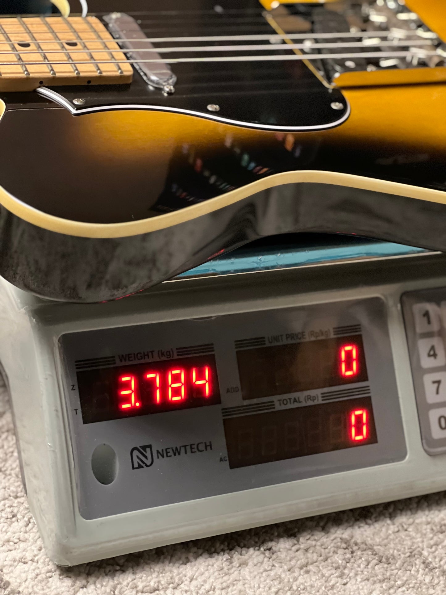 Fujigen FGN J-Standard Iliad JIL2ASHM 2TS in 2 Tone Sunburst