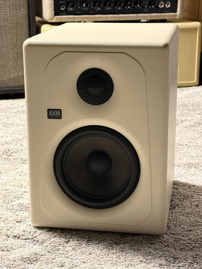 KRK Kreate 5 Powered Studio Monitor in Latte (K5L)