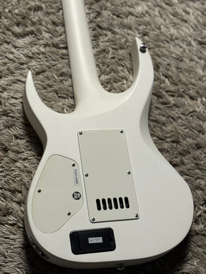 Solar A1.6VINTER in Pearl White Matte