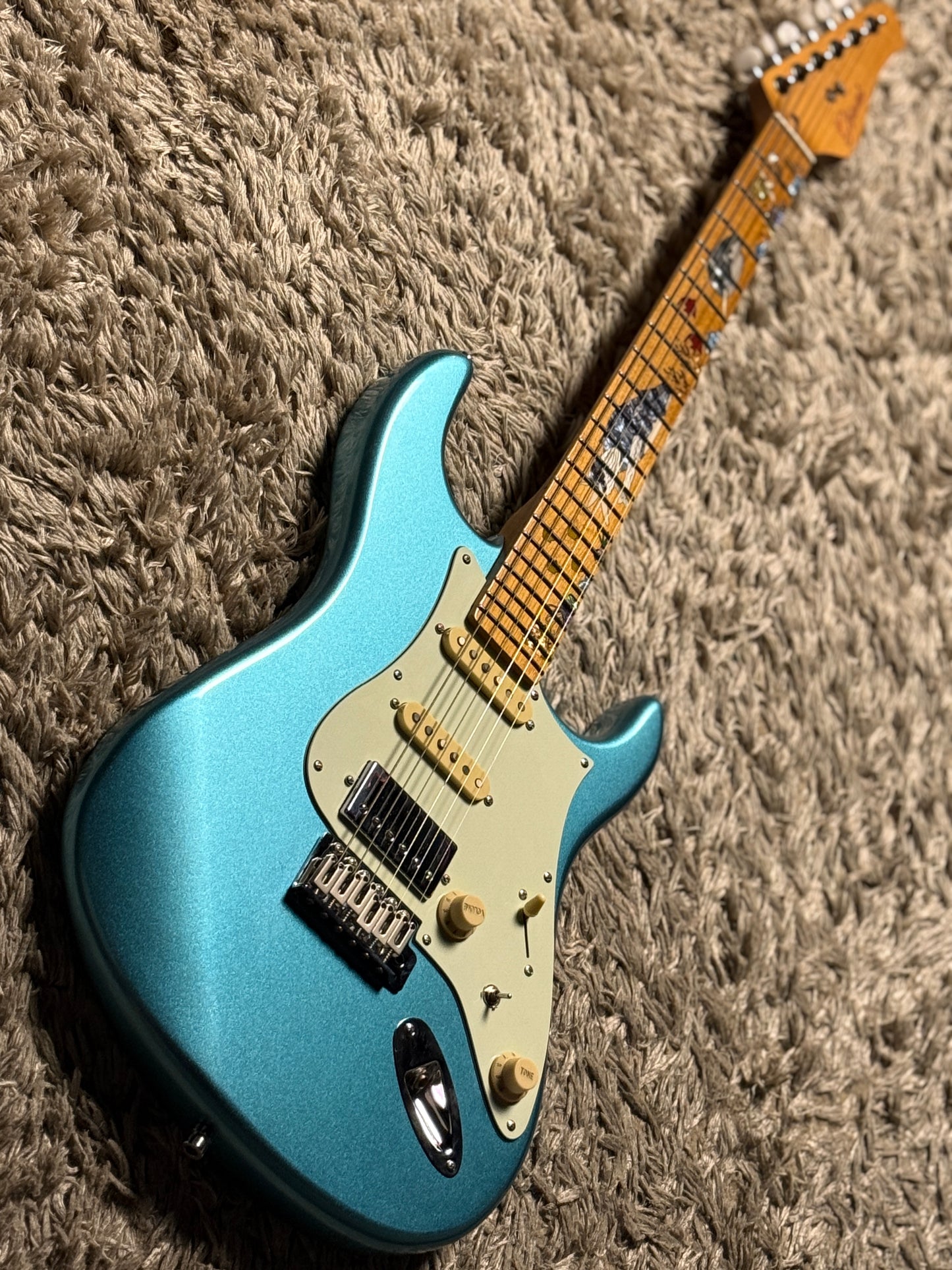 Dhatarattha Custom DST HSS in Ocean Turquoise Metallic with Roasted Maple FB and "Pacific Ocean" Inlay