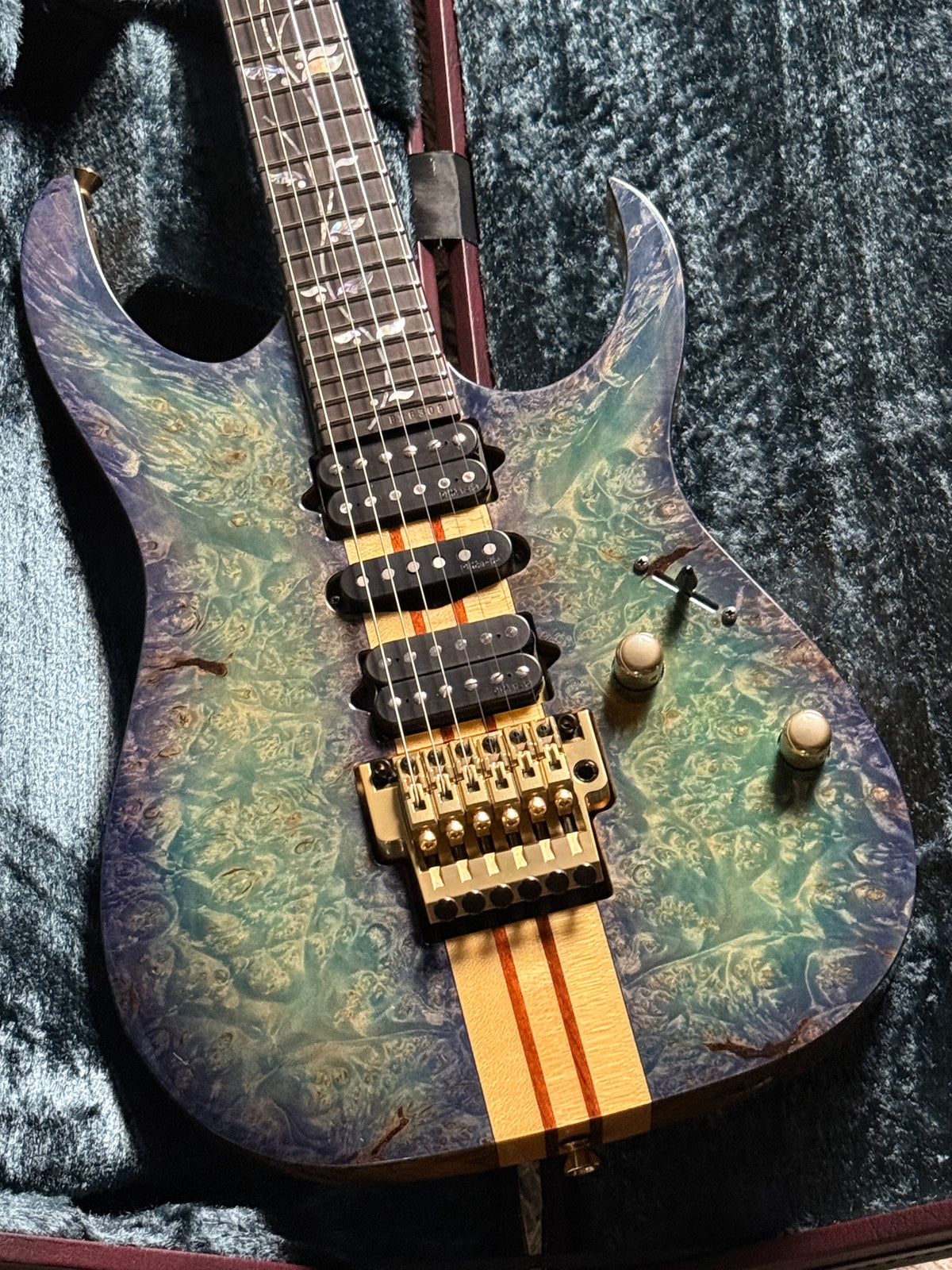 Ibanez Japan Custom Shop Visions IV2RG  with Ebony FB in Blue/Green/Purple Incl. Hardshell Case