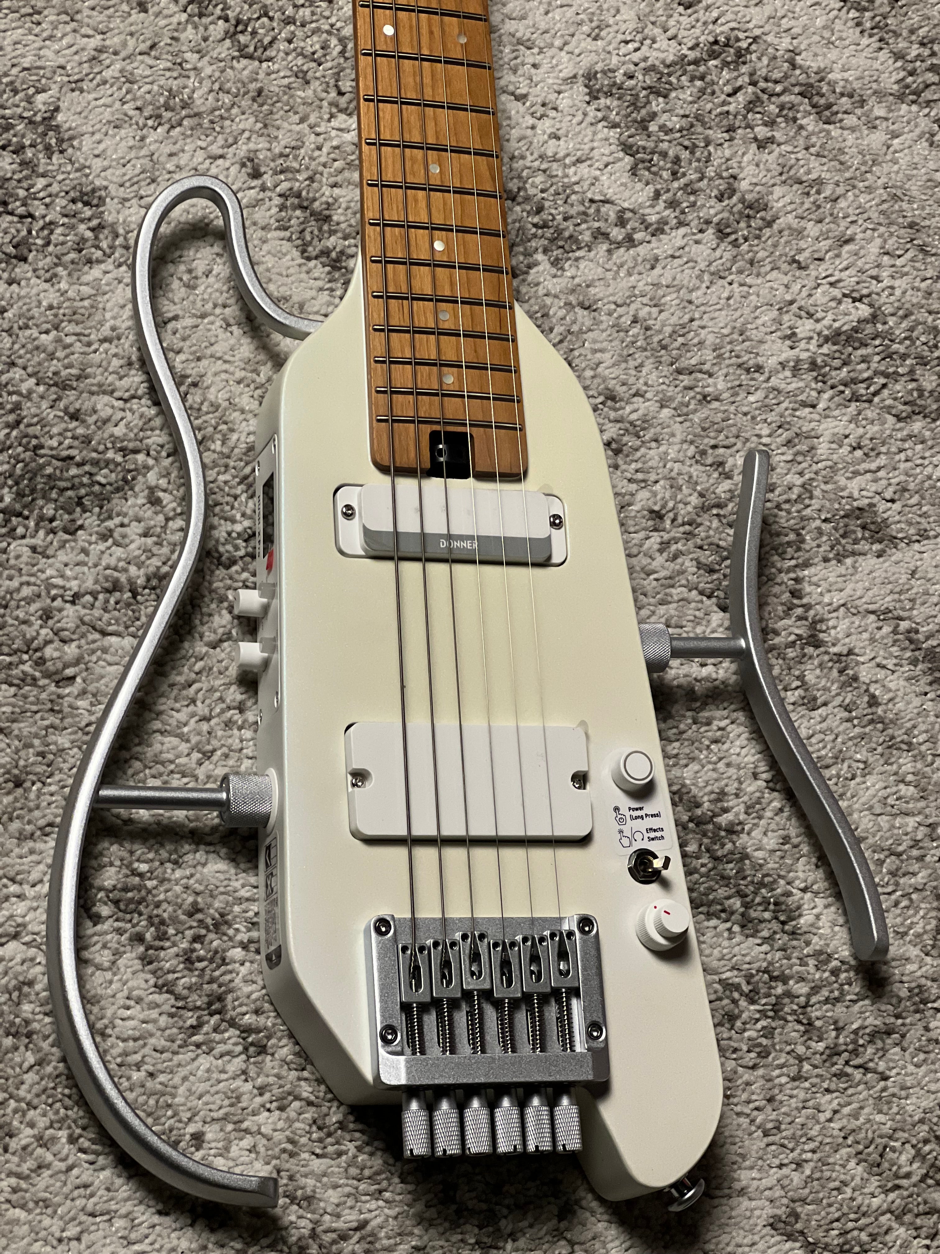 Donner HUSH-X Pro In White With Bag – nafiriguitar.com
