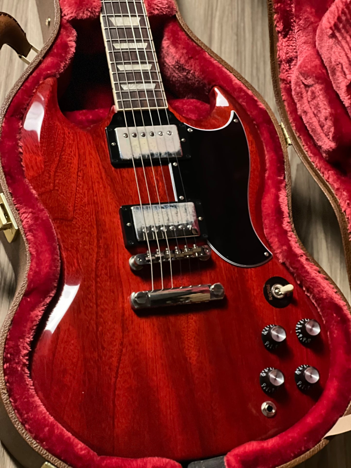 Gibson Original Collection SG Standard `61 Stop Bar สี Vintage Cherry