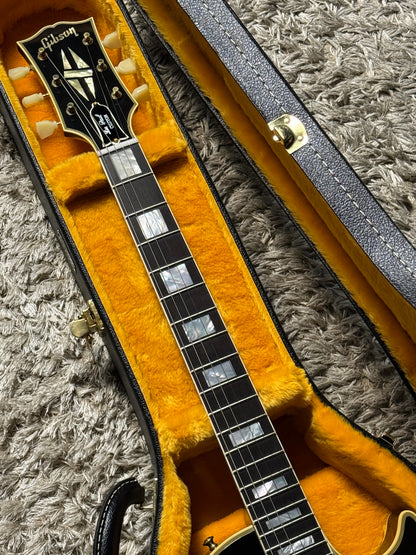 Gibson 1957 Les Paul Custom Reissue 3-Pickup Bigsby in Ebony w/Case 742580