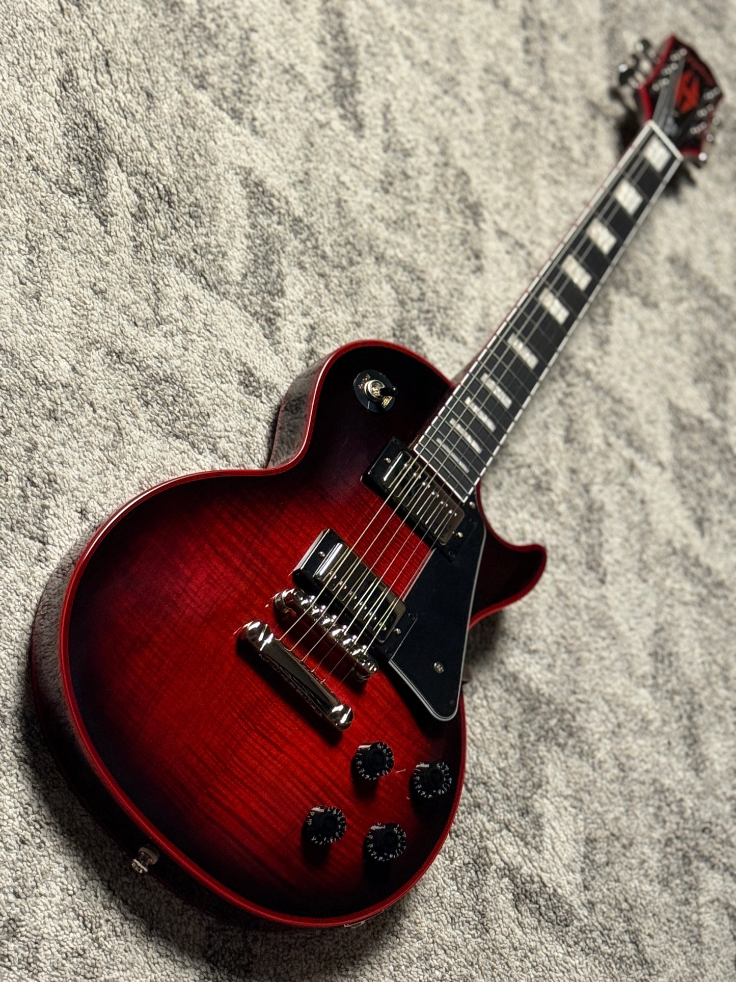Epiphone Les Paul Custom Widow in Red Burst