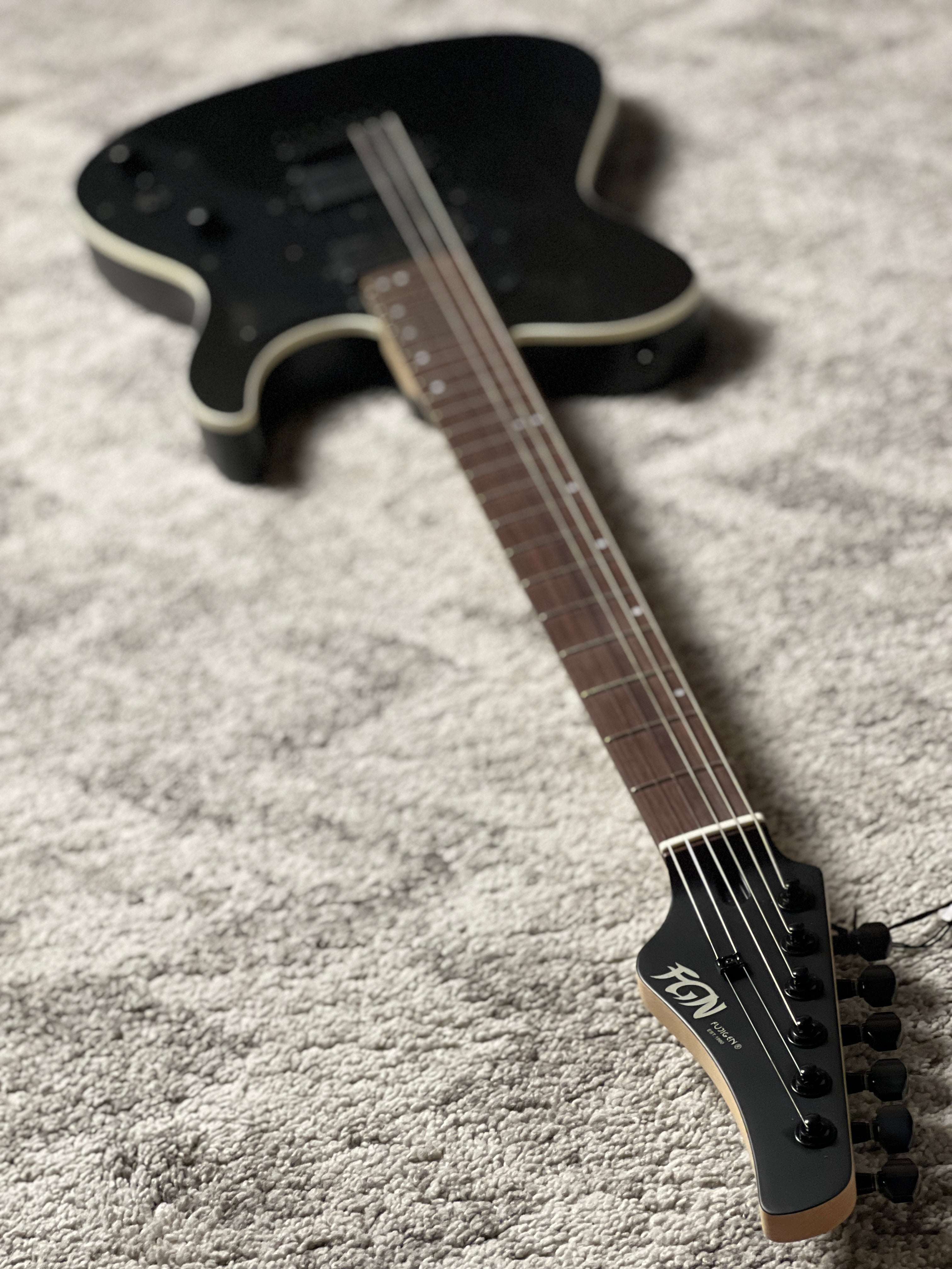 Fujigen FGN J-Standard Iliad JIL-ASH-DE664R OPB in Open Pore Black