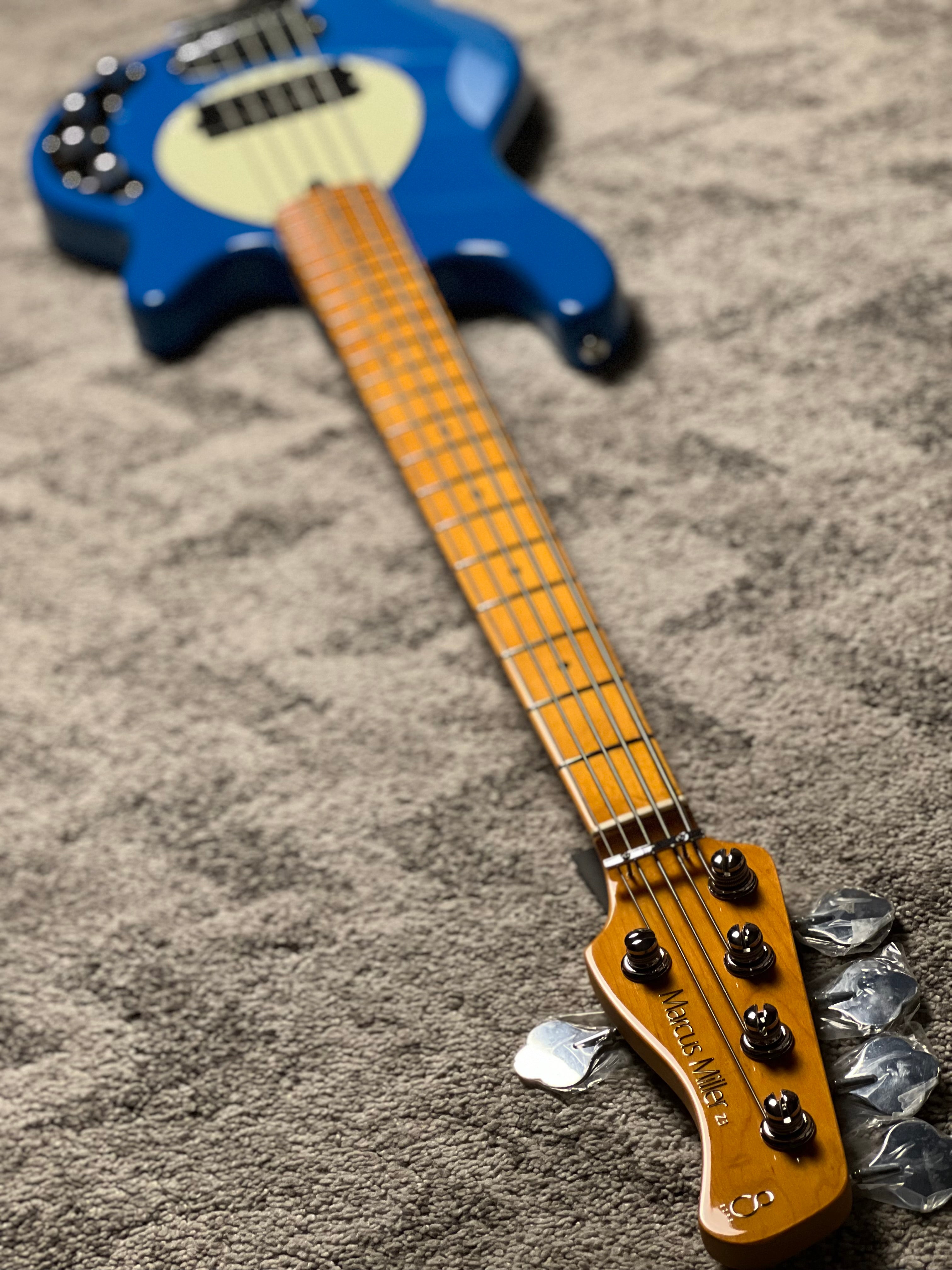 Sire Marcus Miller Z3 5-String Bass Guitar in Blue – nafiriguitar.com