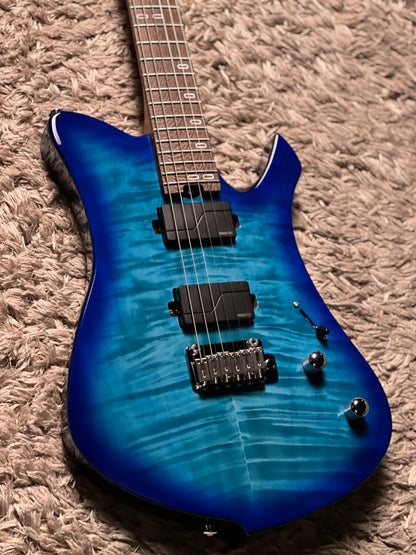 Soloking EM-6T FMN with Roasted Flame Maple Neck and Fishman Fluence in Bali Blue