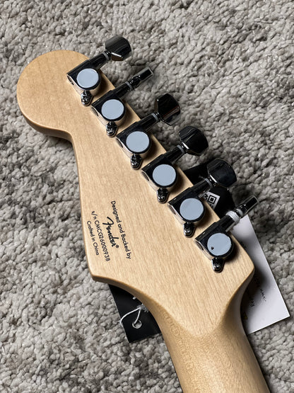 Squier Debut Series Stratocaster HSS with Laurel FB in Daphne Blue