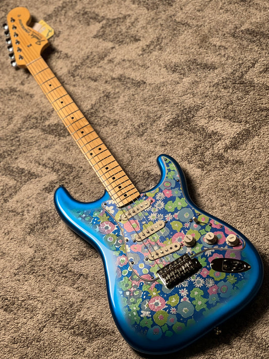 Fender MIJ Limited Stratocaster with Maple FB in Blue Flower JD25026963