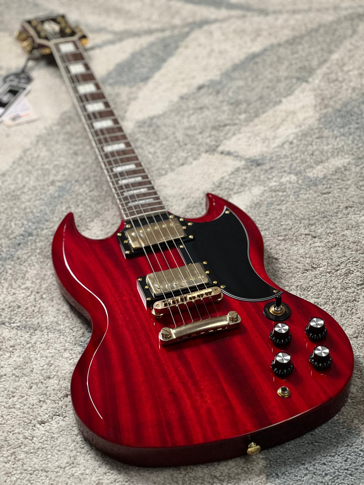 Soloking SG60 MKII in Transparent Red Cherry with Gold Hardware