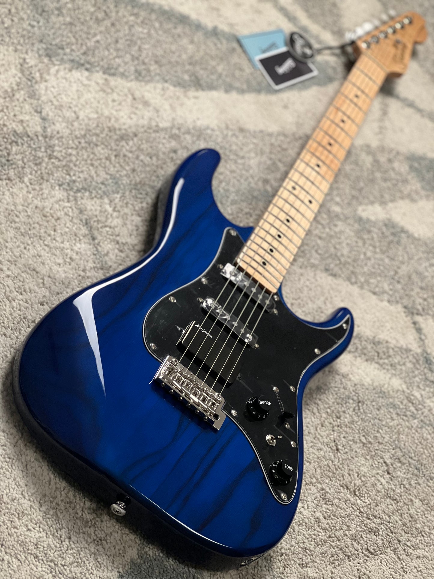 Soloking MS-1 Tibute FMN ASH in Transparent Blue with Flame Maple Neck