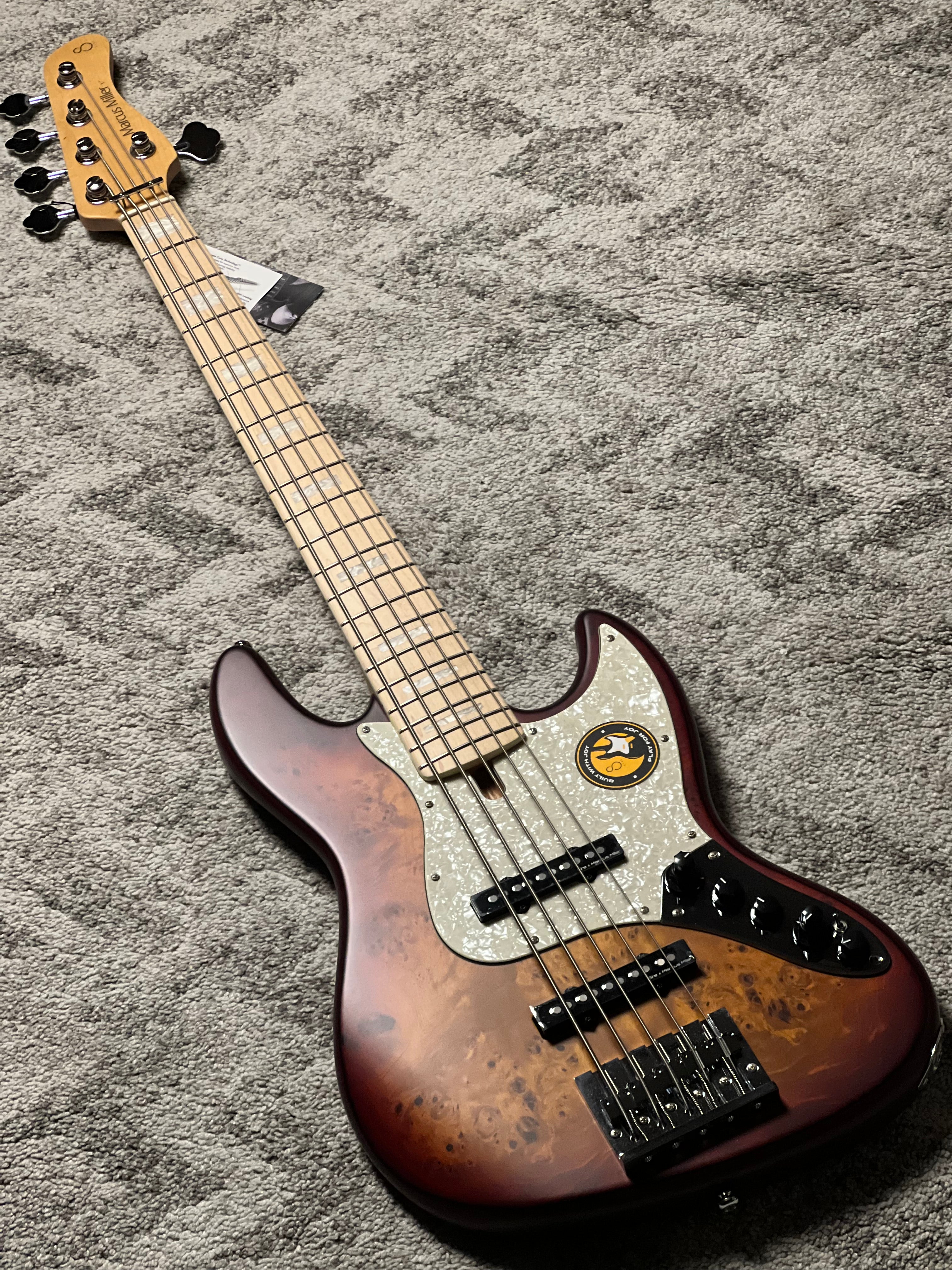 Sire Marcus Miller V7 Swamp Ash Reissue 5-string in Tobacco