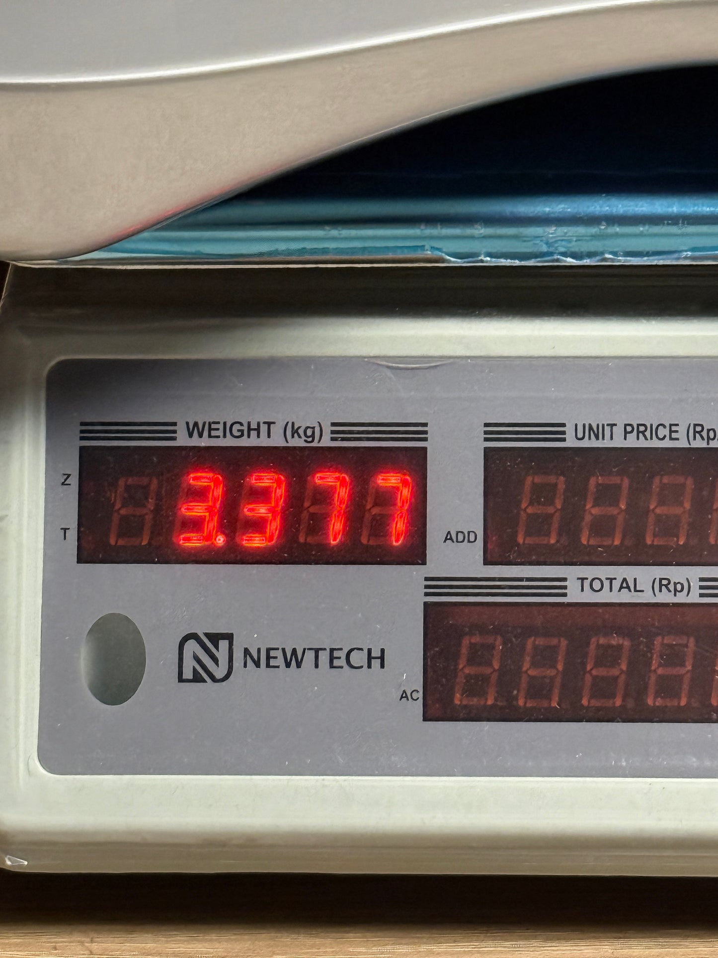 Ibanez TOD10 Tim Henson Signature Electric Guitar in Classic Silver 250905417 (USED)