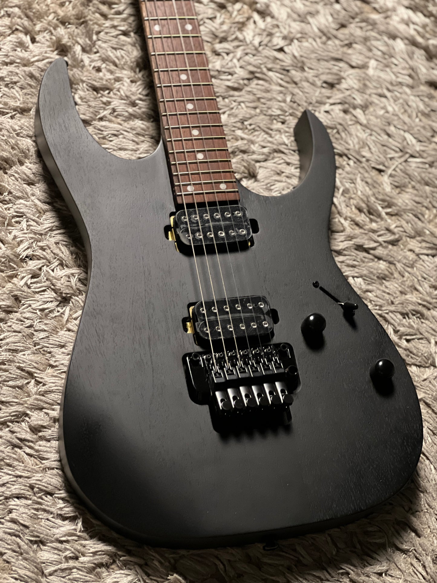 Shijie LPV-8 Custom Shop in Gold Top (Seymour Duncan 59) S/N 2462