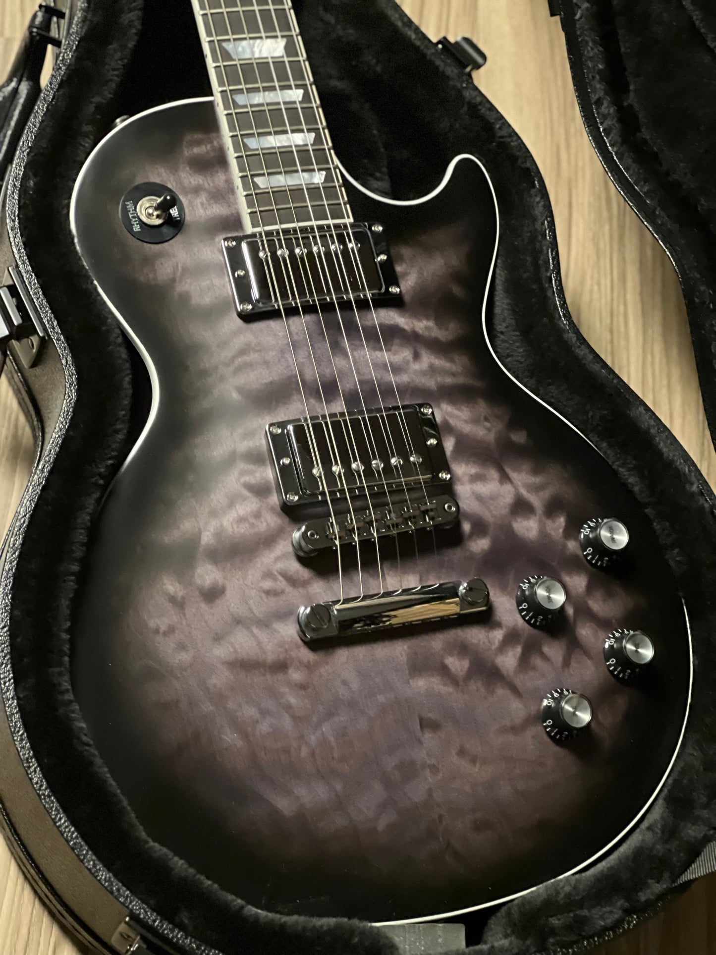 Gibson Les Paul Standard Modern Quilt Mark Morton in Translucent Ebony Burst Satin w/Case 230350246