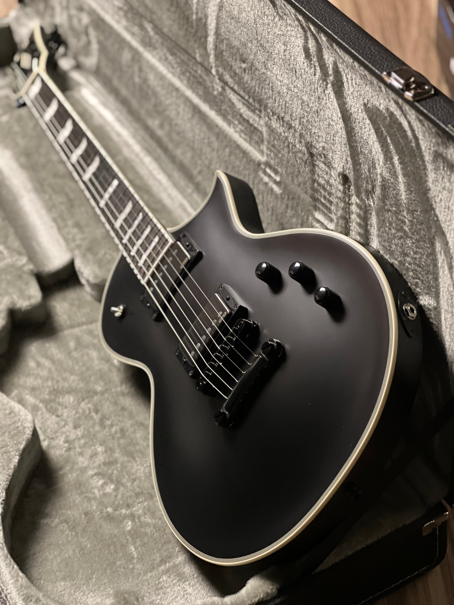 ESP E-II ECLIPSE-EMG black satin ES7652233