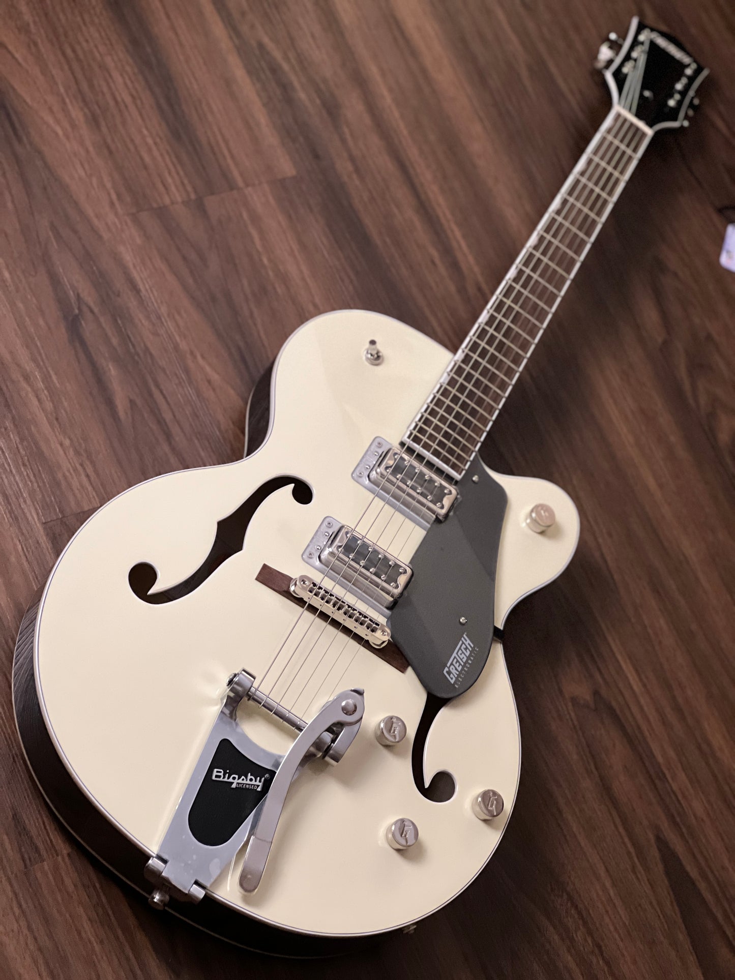 Gretsch G5420T Electromatic Classic Hollowbody Singlecut with Bigsby in Tone Vintage/London Grey