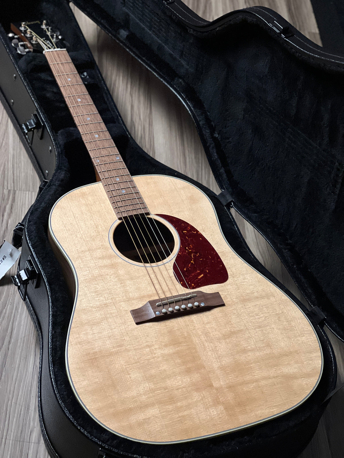 Gibson Acoustic J-45 Studio Walnut in Antique Natural 20403016 