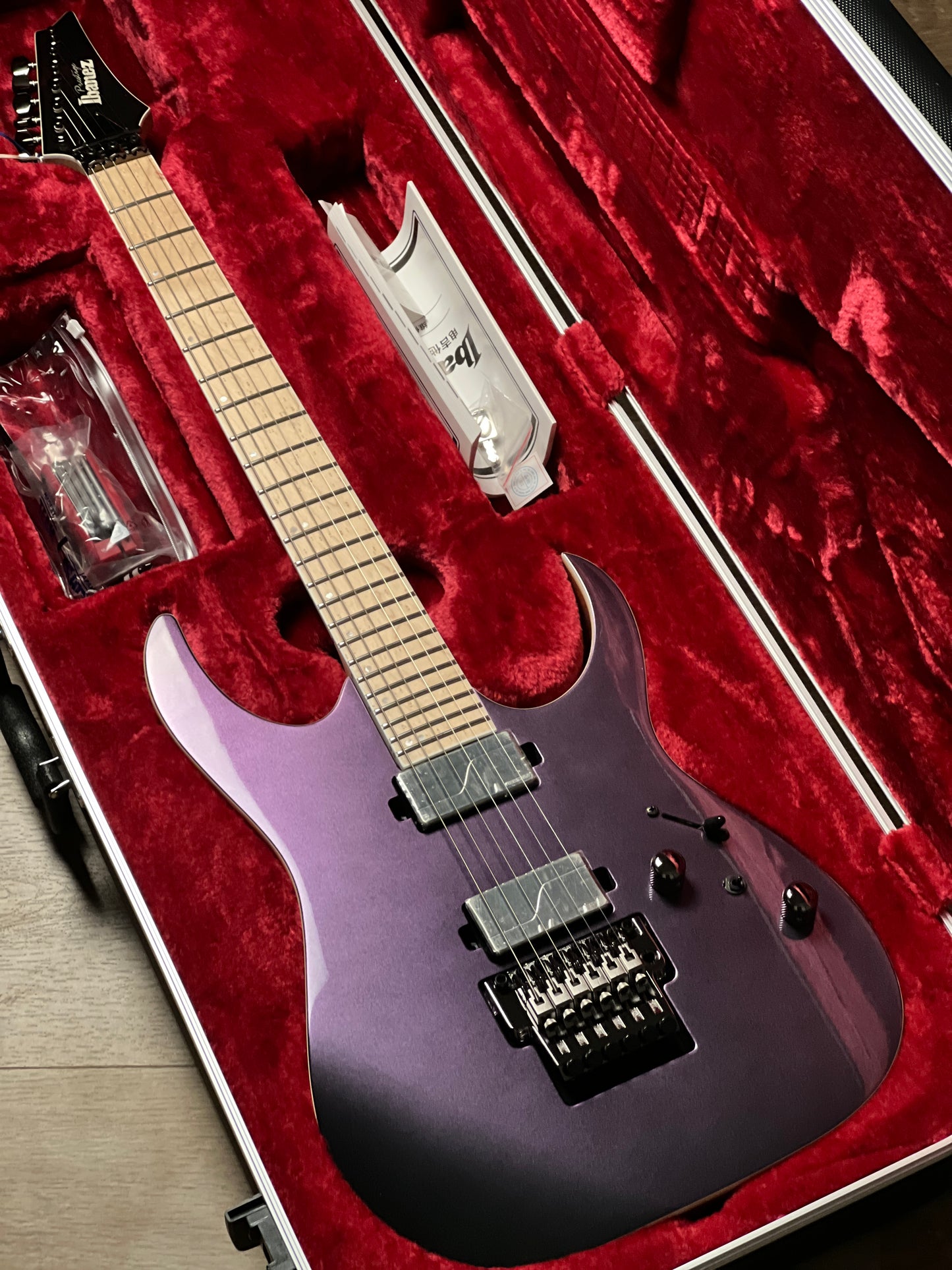 Ibanez Prestige RG5120M - Polar Lights F2418712