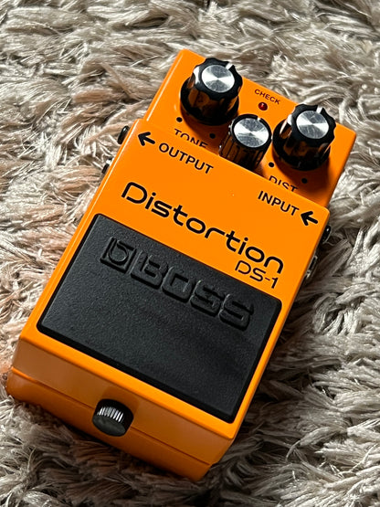 Boss DS-1 Distortion Pedal