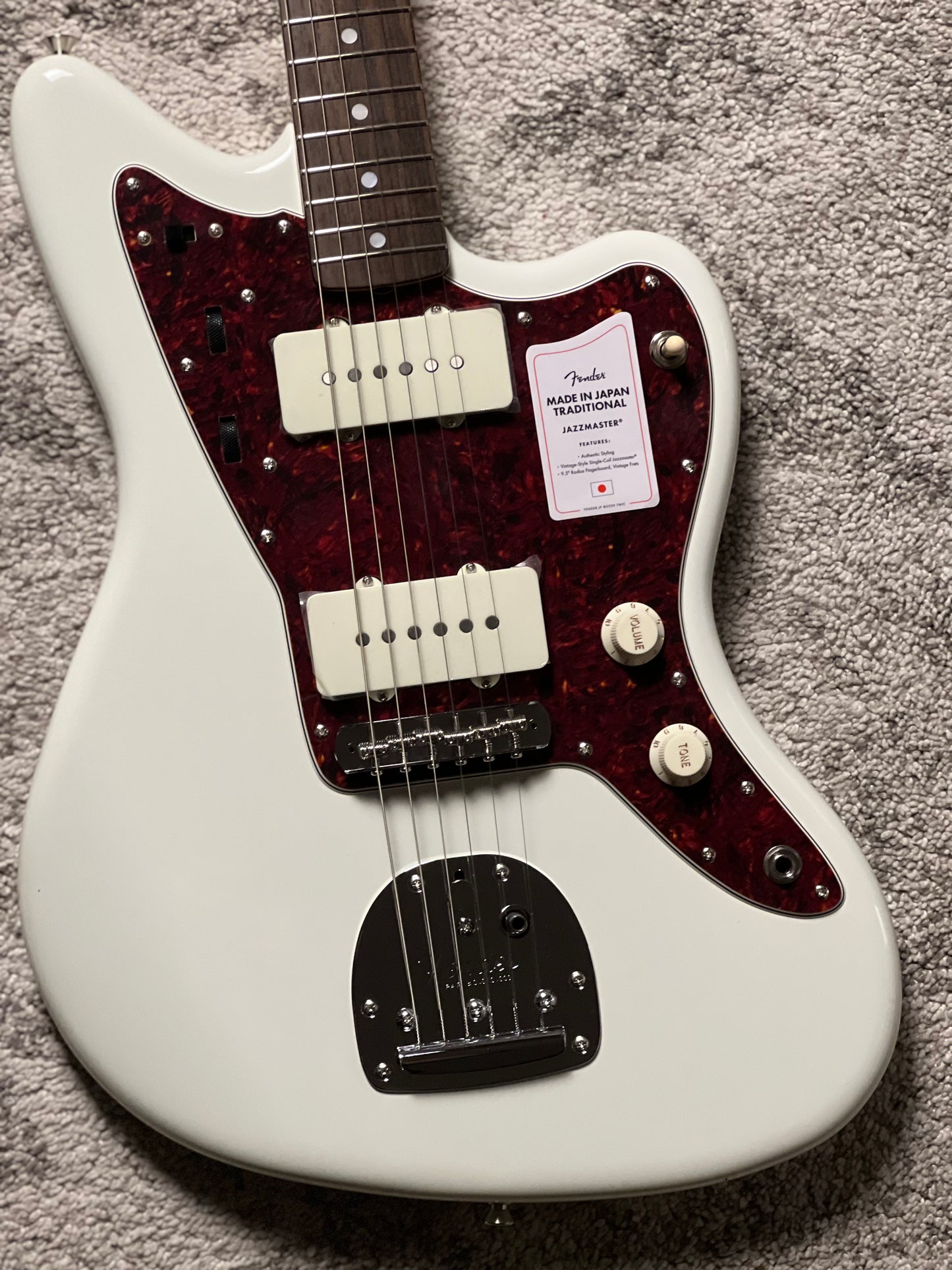 Fender Japan Traditional 60s Jazzmaster with RW FB in Olympic White JD26001565