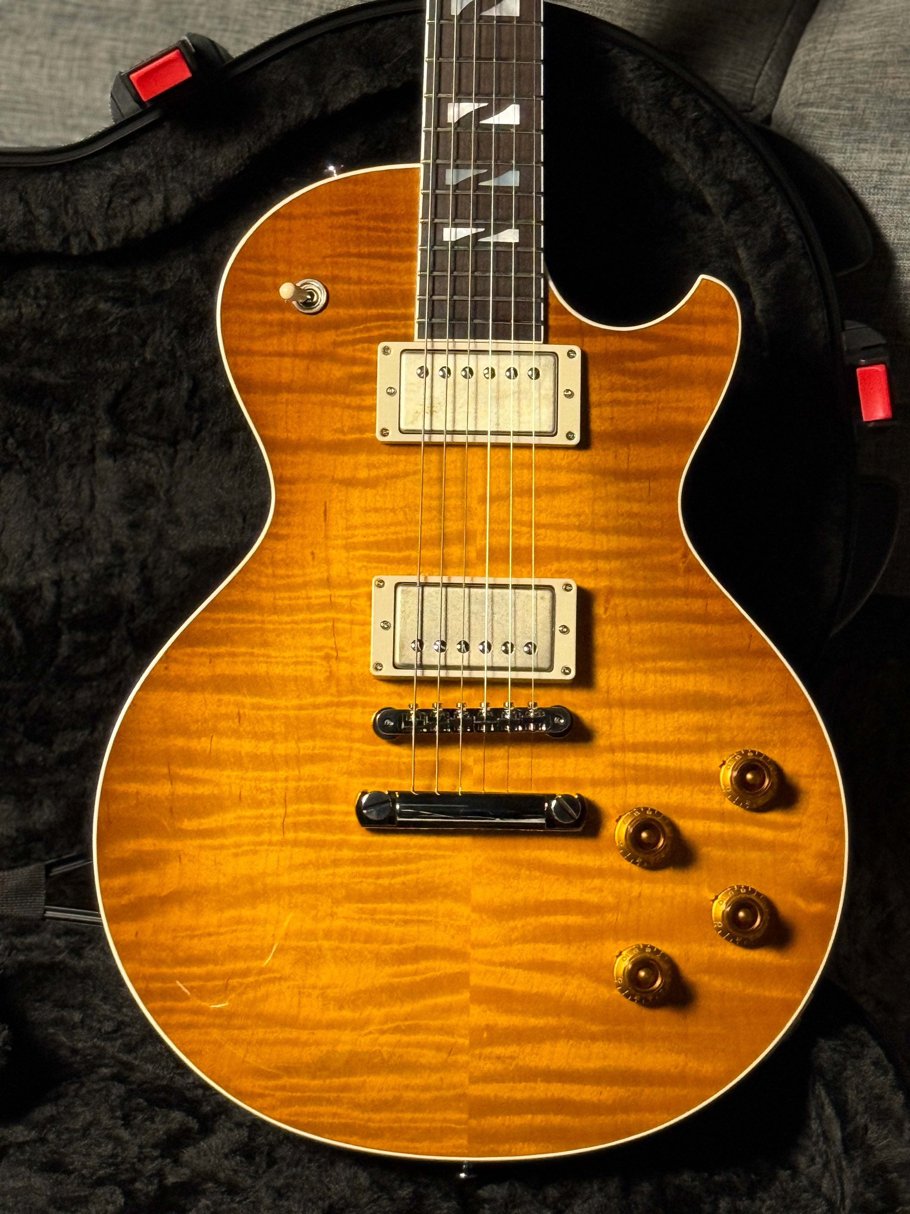 Saito 33BEYOND in Green Burst 25008 – nafiriguitar.com