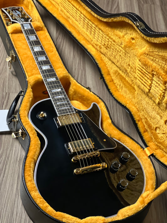 Gibson Les Paul Custom Ebony Fingerboard Gloss in Ebony w/ Case CS 404473
