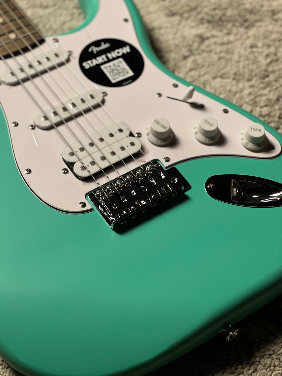Squier Debut Series Stratocaster with Laurel FB in Sea Foam Green