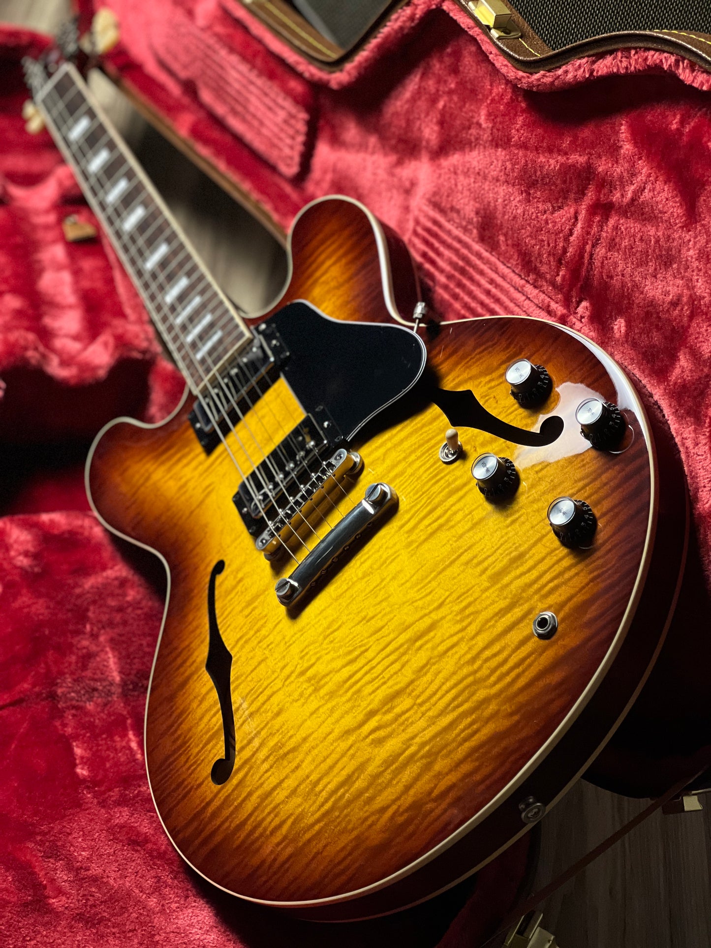 Gibson ES-335 Figured Semi Hollow Body in Iced Tea w/Case 228340110