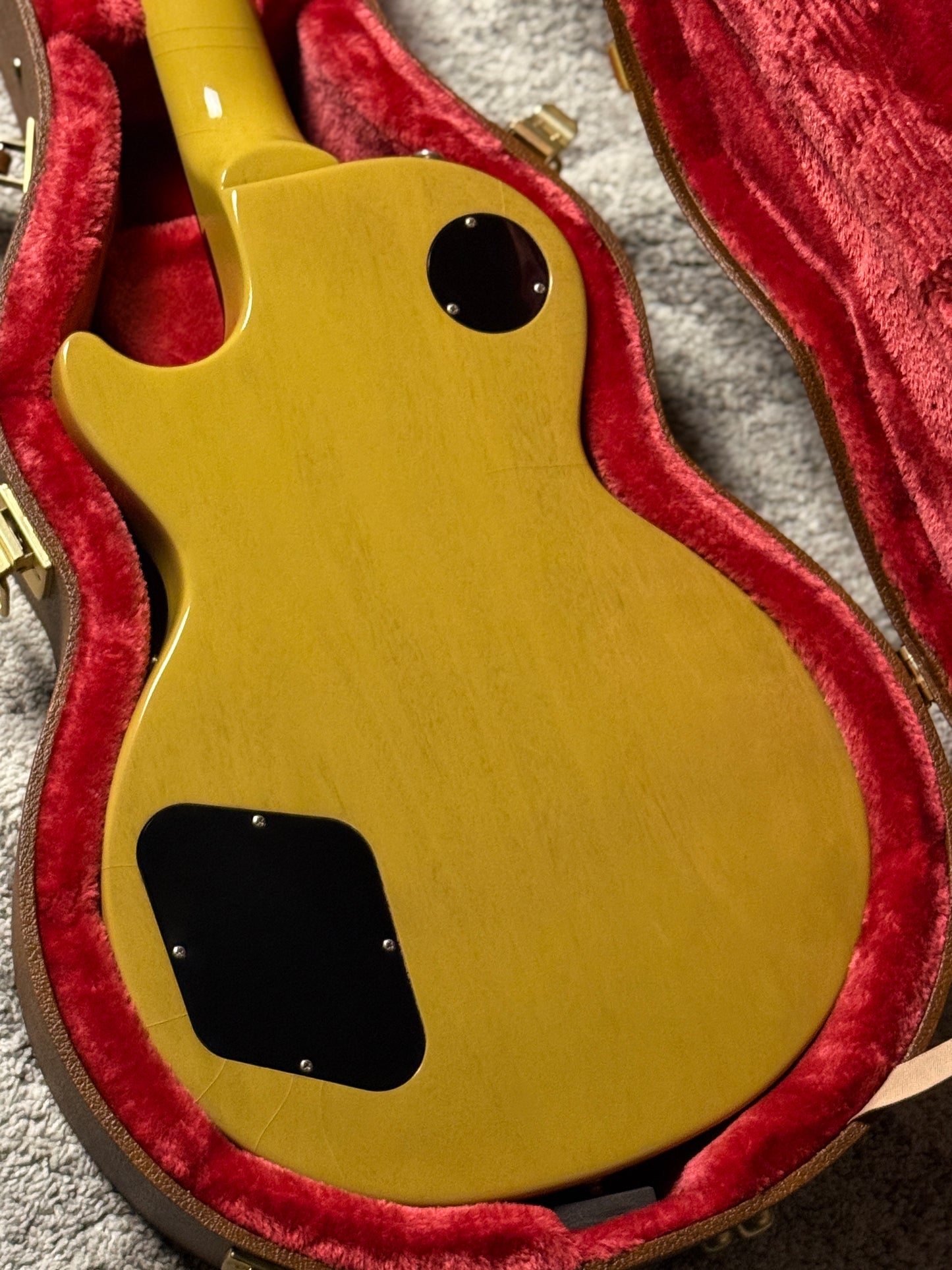 Gibson Les Paul Standard 50s Mahogany Top in TV Yellow  with Case 230640081 (B STOCK)