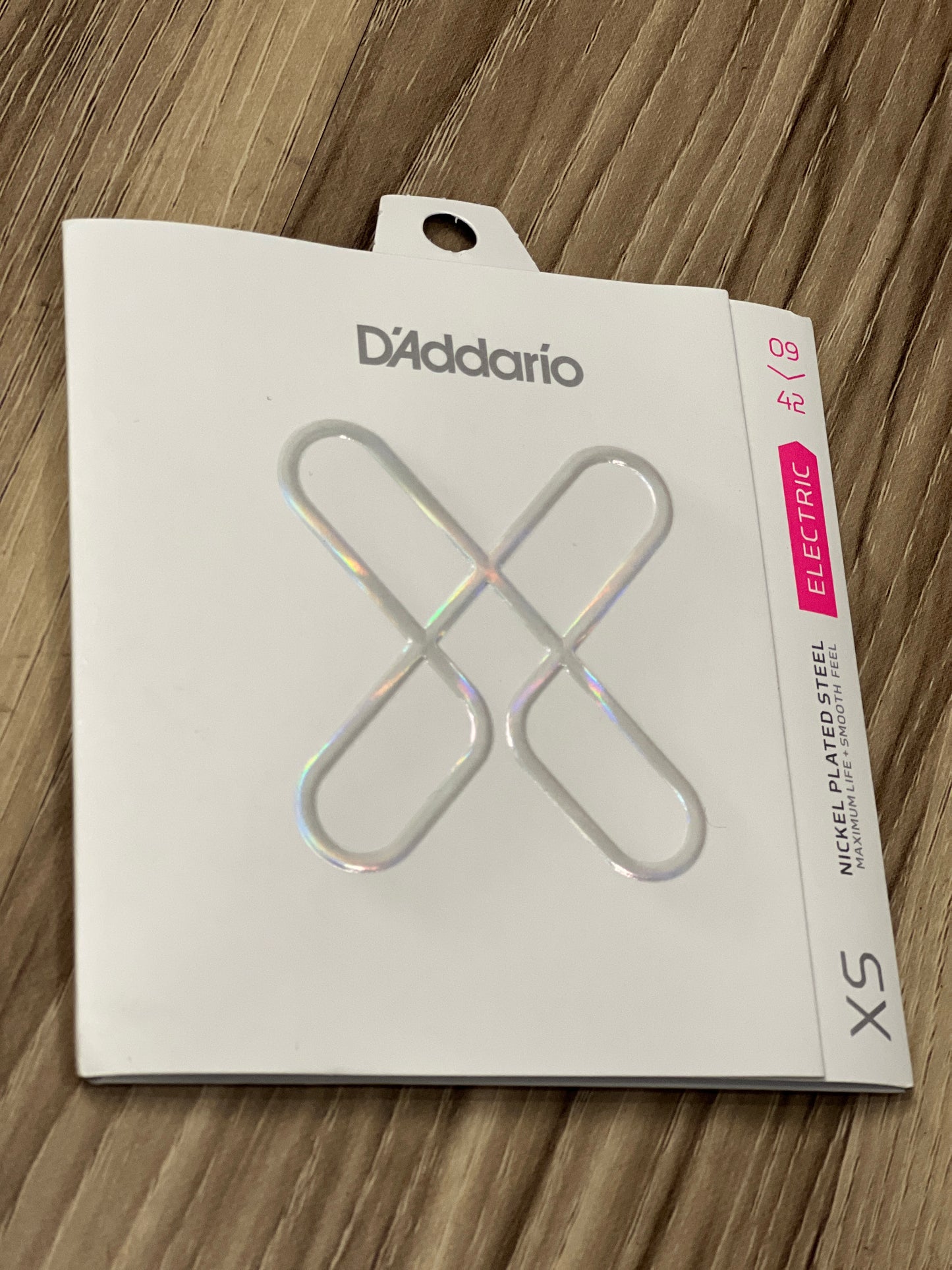 D'Addario XSE0942 Nickel-plated Steel Coated Electric Guitar Strings, Super Light, 9-42