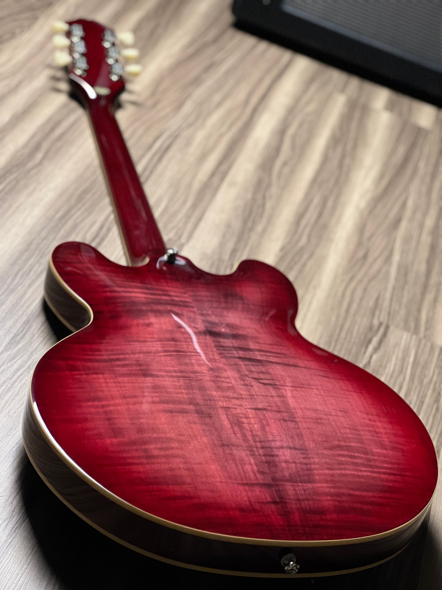 Epiphone ES-335 Figured Semi-Hollowbody สี PRB (Raspberry Burst)