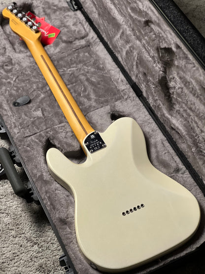 Fender American Ultra Telecaster with Rosewood FB in Arctic Pearl