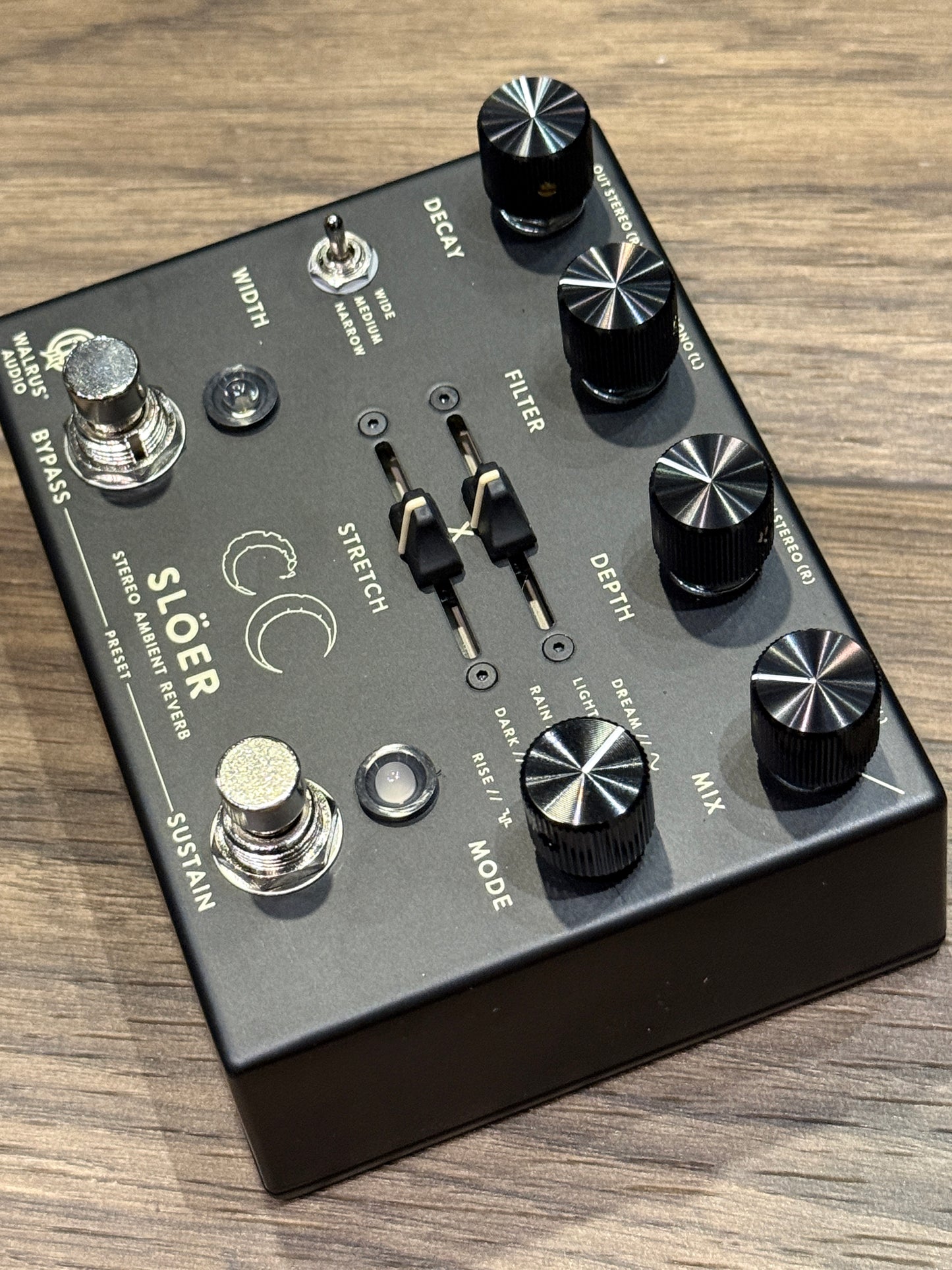 Walrus Audio SLOER Stereo Ambient Reverb Guitar Effects Pedal in Black