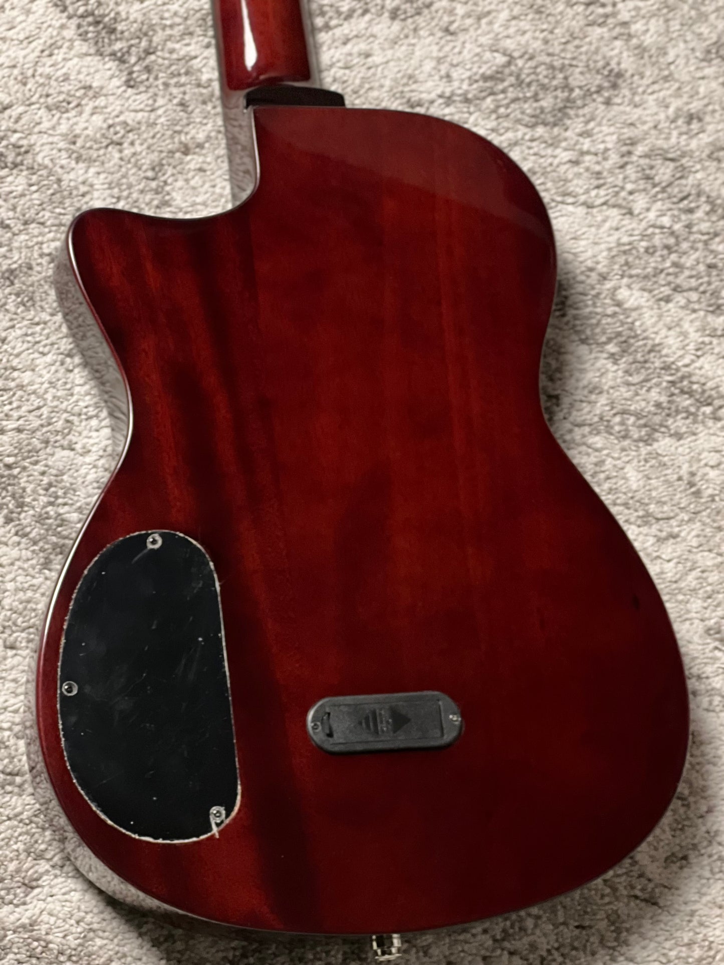 Tanglewood EM DC6 Nylon พร้อมปรีแอมป์ Fishman สีธรรมชาติ