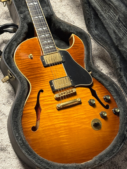 Gibson ES-137 Custom in Lightburst 02583721 (USED)
