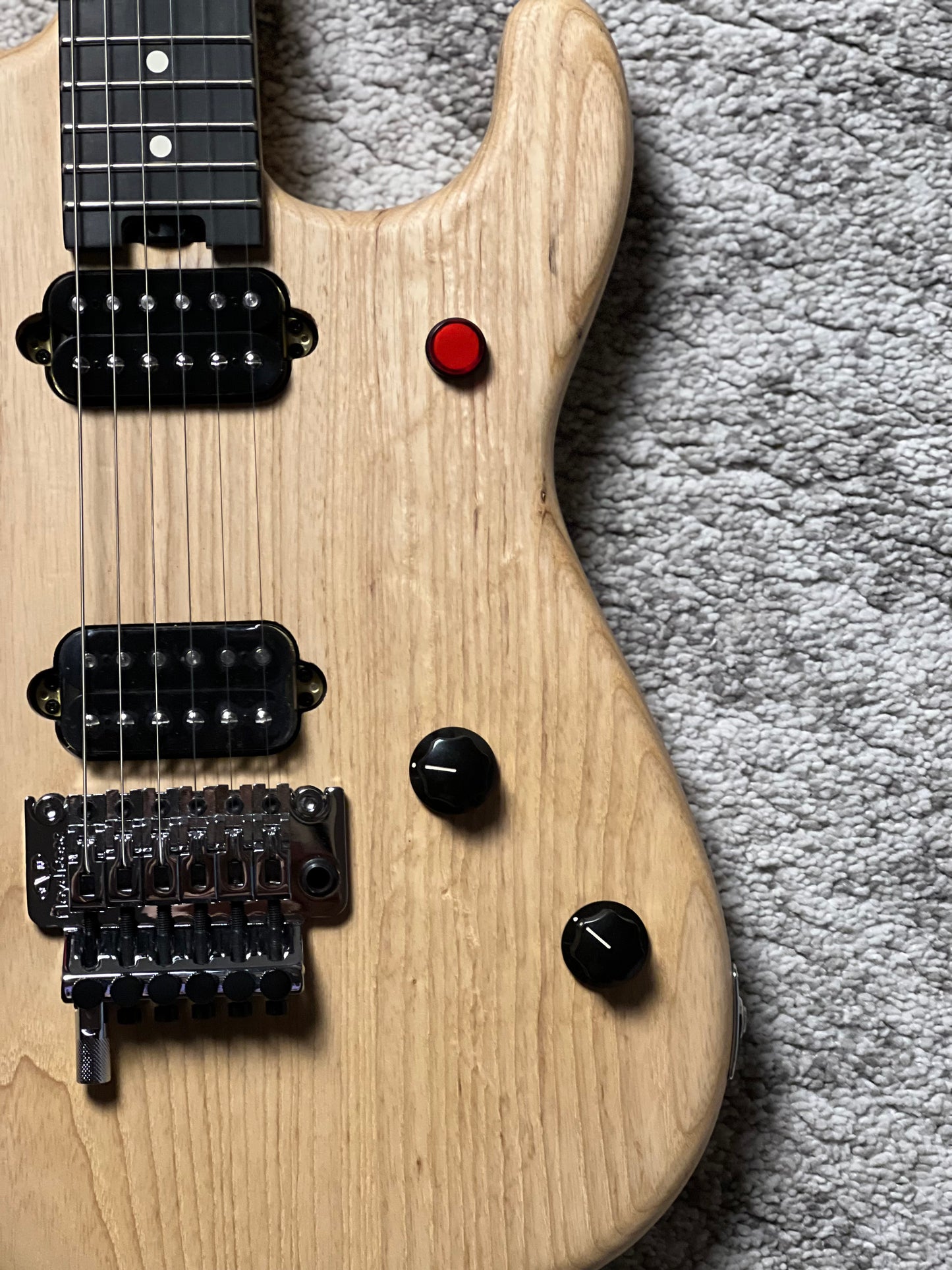 EVH 5150 Series Deluxe Ash with Ebony FB in Natural EVH2200772