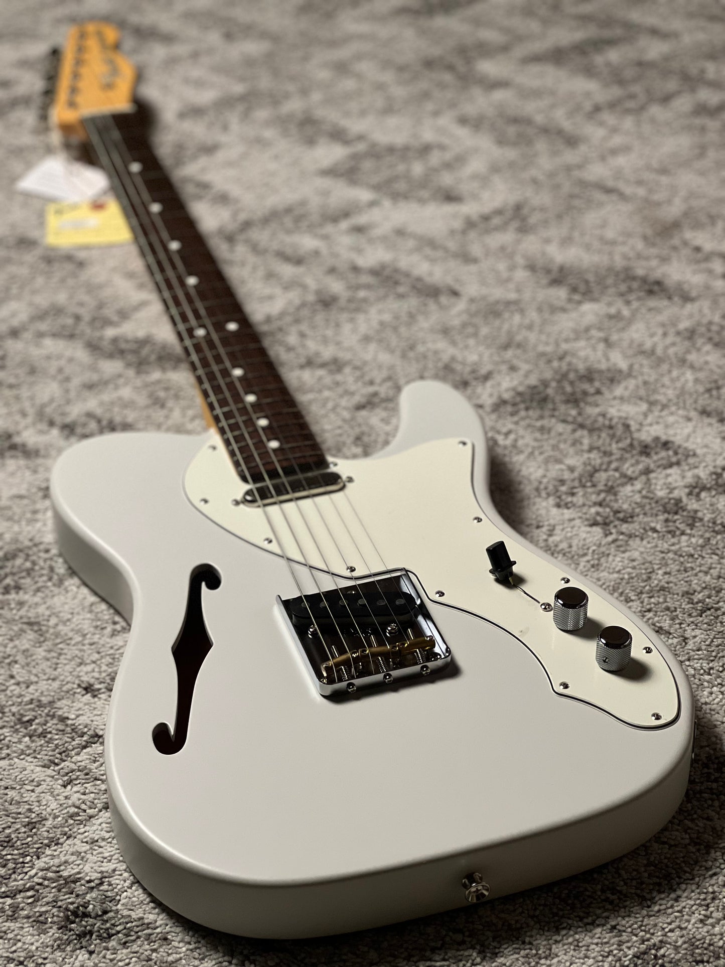 Fender MIJ Limited Kusumi Color Telecaster Thinline with RW FB In Kusumi White JD24021247