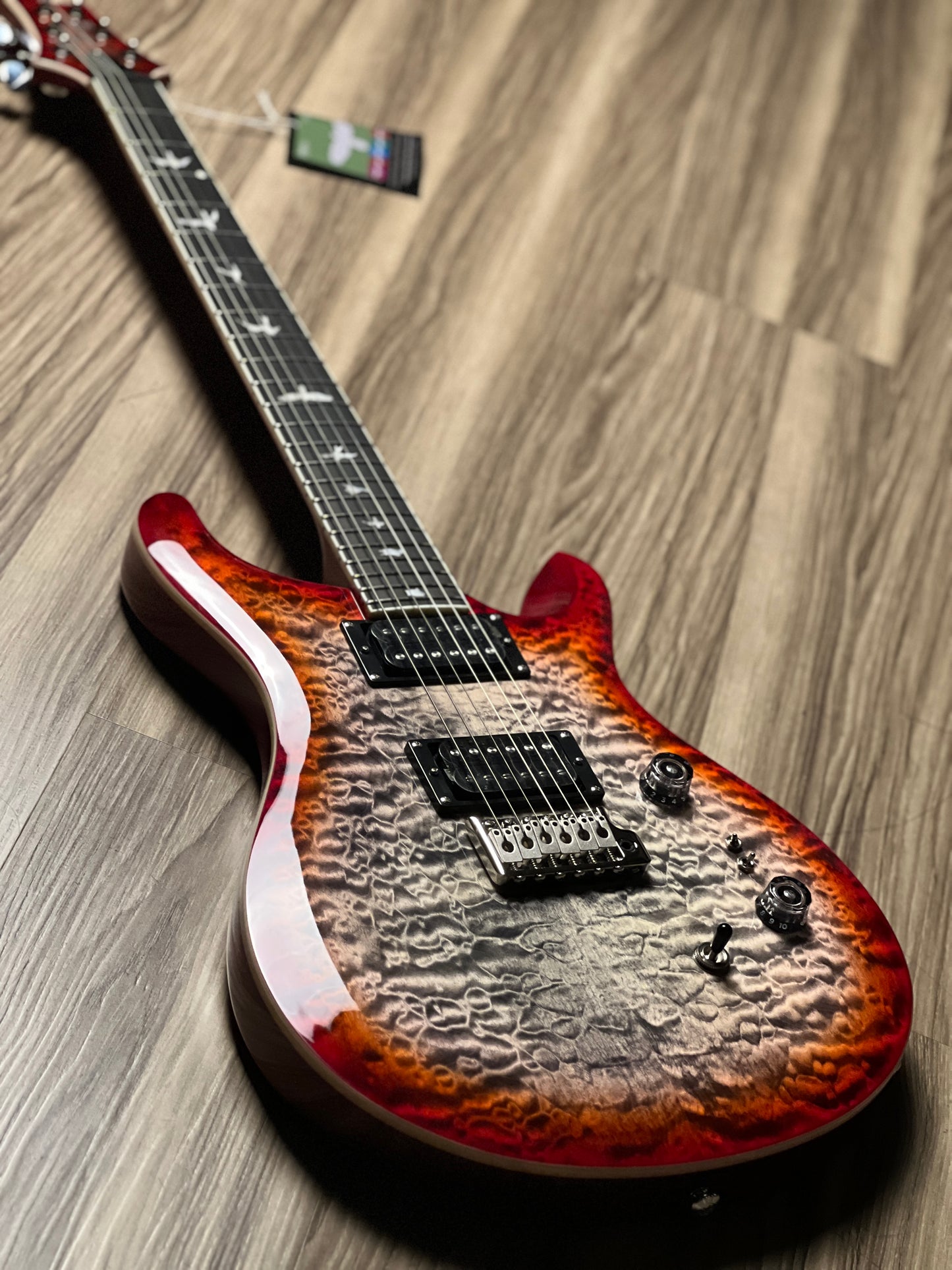 PRS SE Custom Quilt 24-08 in Charcoal Cherry Burst